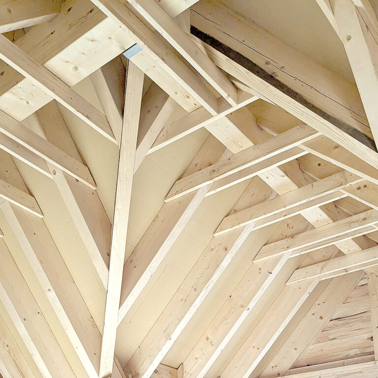 Holzkonstruktion aus dem Meisterbetrieb Holzbau Gehring